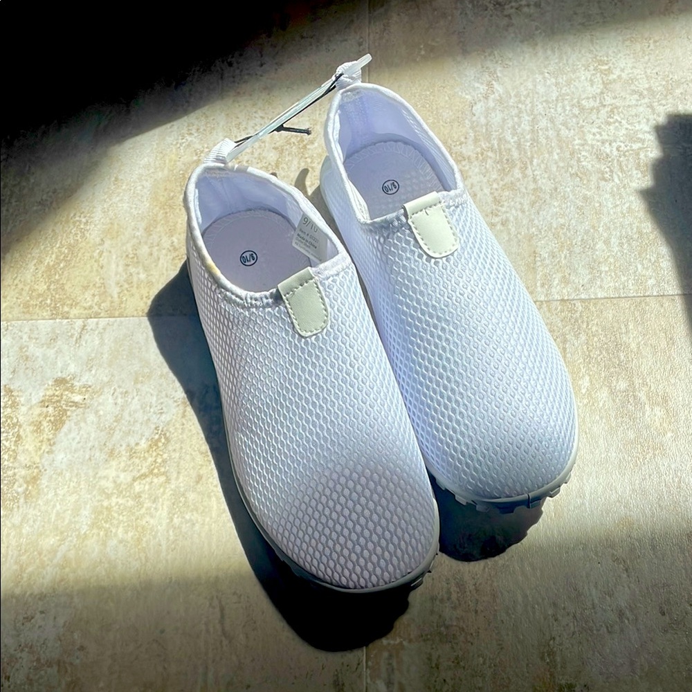 Women’s White Slip-On Mesh Aqua Sneakers